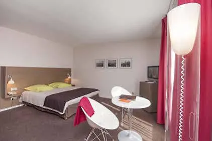 Du Parc 4*